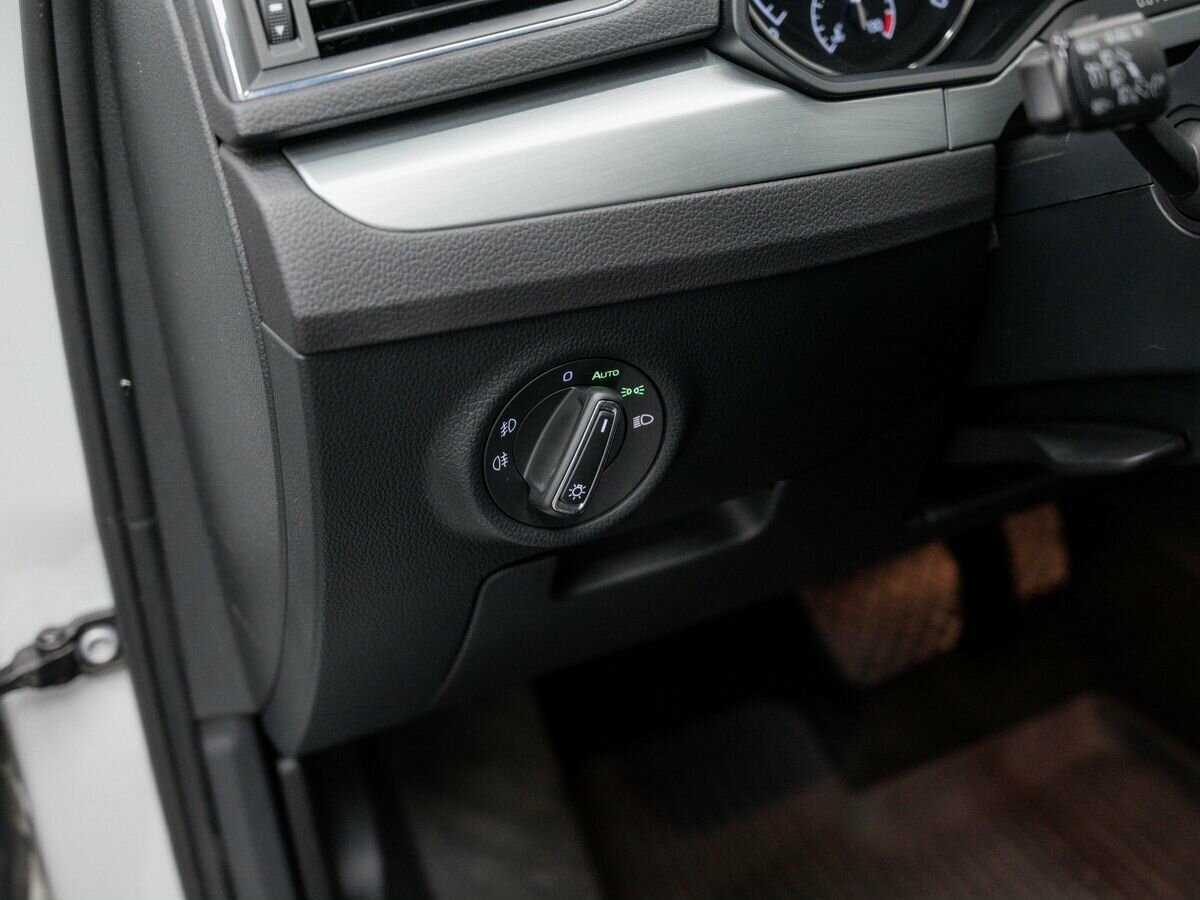 Skoda Superb б/у, 2018, Роботизированная. Фото: #18