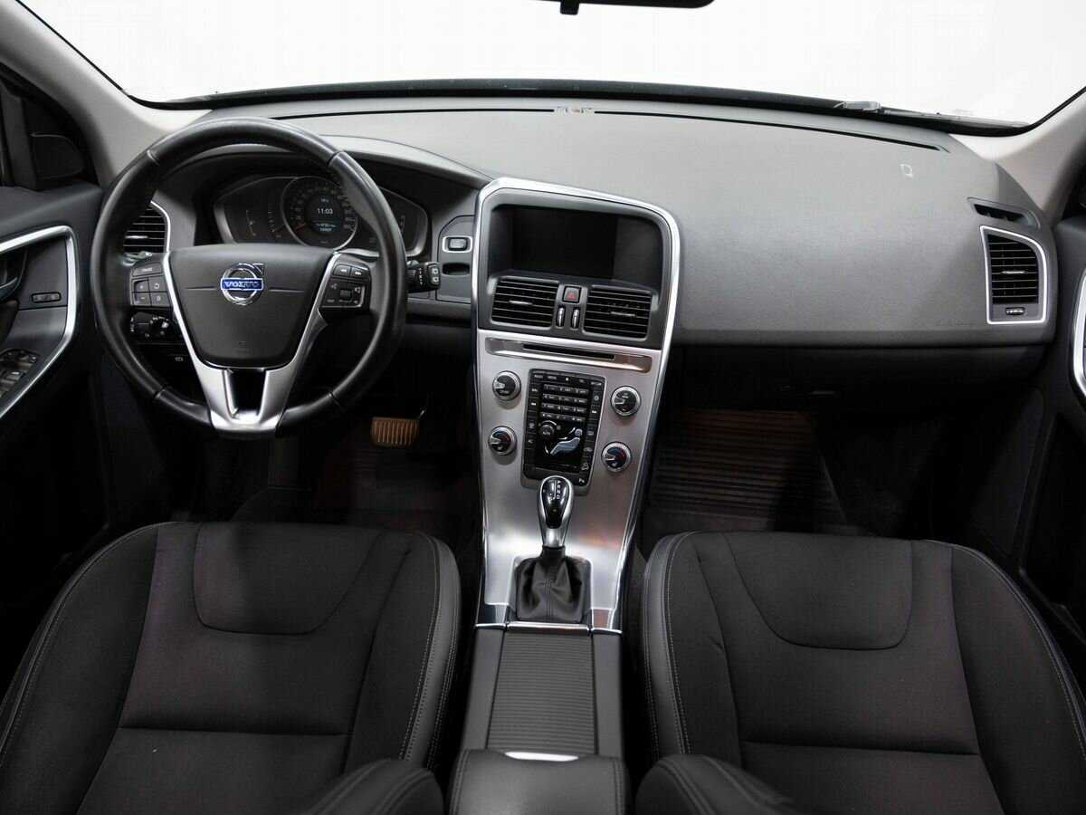 Volvo XC60 б/у, 2017, Автоматическая. Фото: #12