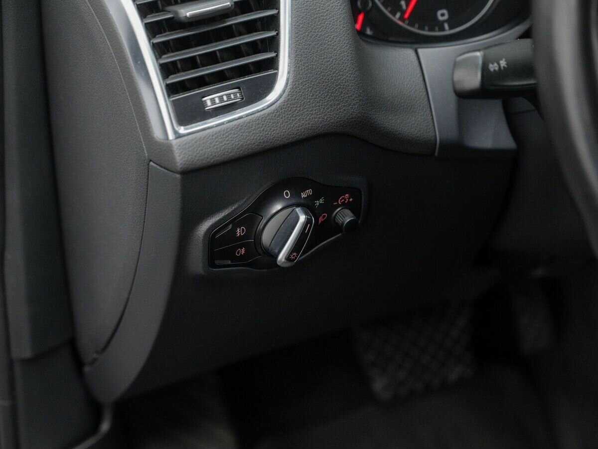 Audi Q5 б/у, 2015, Роботизированная. Фото: #15