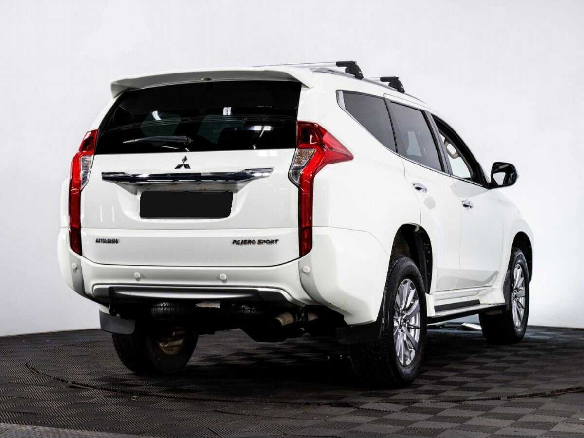 Mitsubishi Pajero Sport б/у, 2017, Автоматическая. Фото: #5