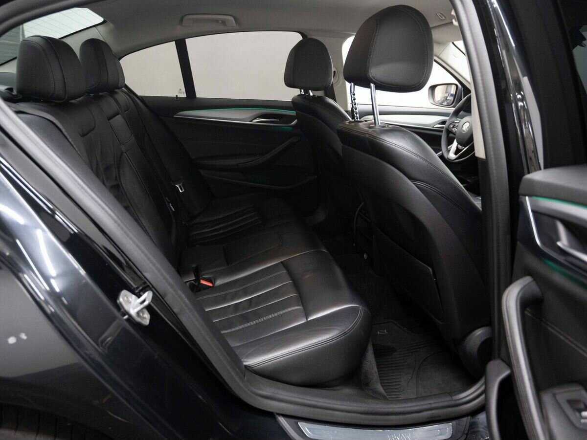 BMW 5 серии б/у, 2018, Автоматическая. Фото: #9