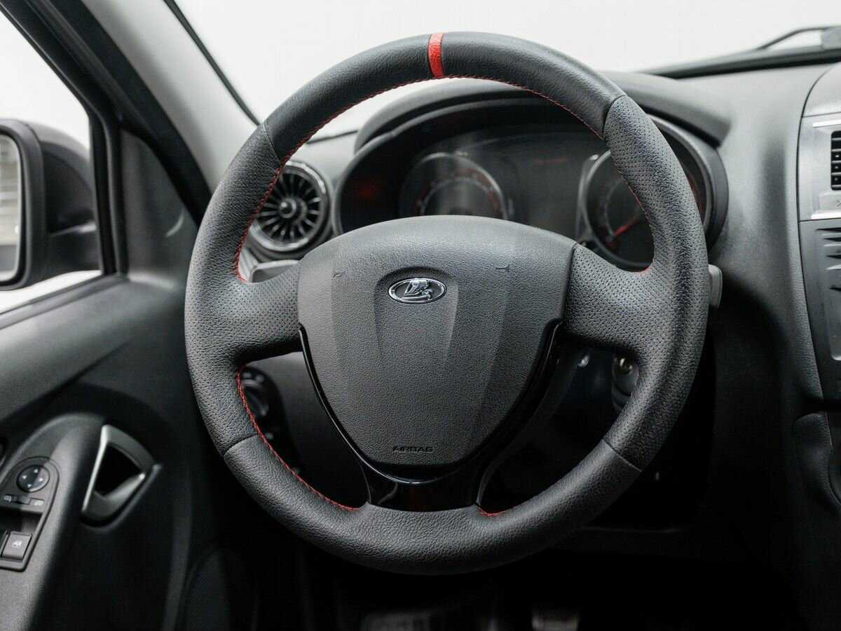 Lada (ВАЗ) Granta б/у, 2024, Механическая. Фото: #9