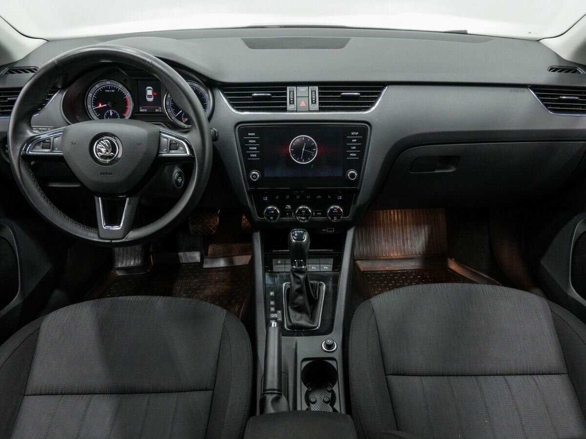 Skoda Octavia б/у, 2018, Роботизированная. Фото: #8