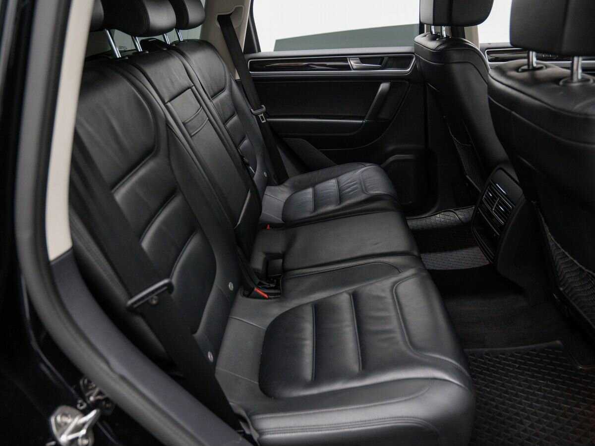 Volkswagen Touareg б/у, 2016, Автоматическая. Фото: #8
