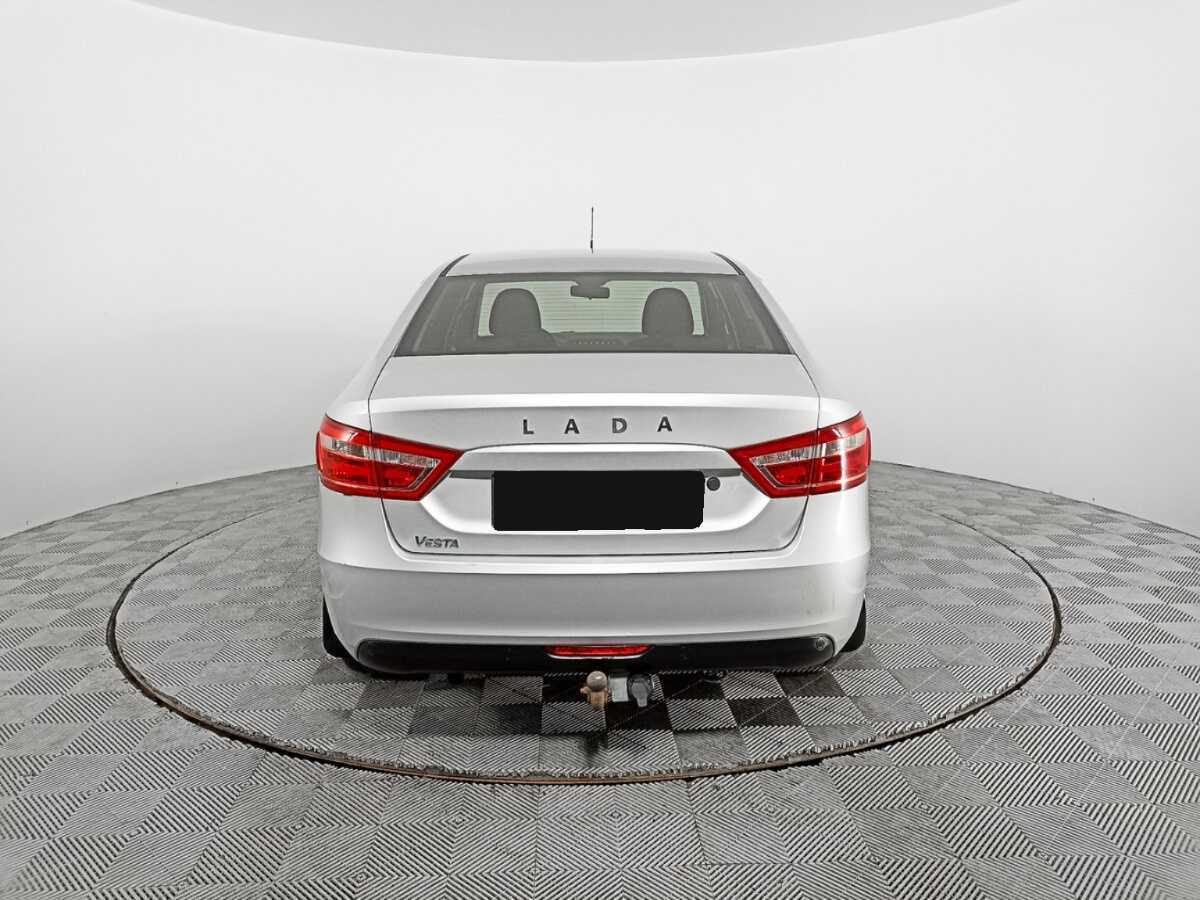 Лада (ВАЗ) Веста б/у, 2017, Механическая. Фото: #5
