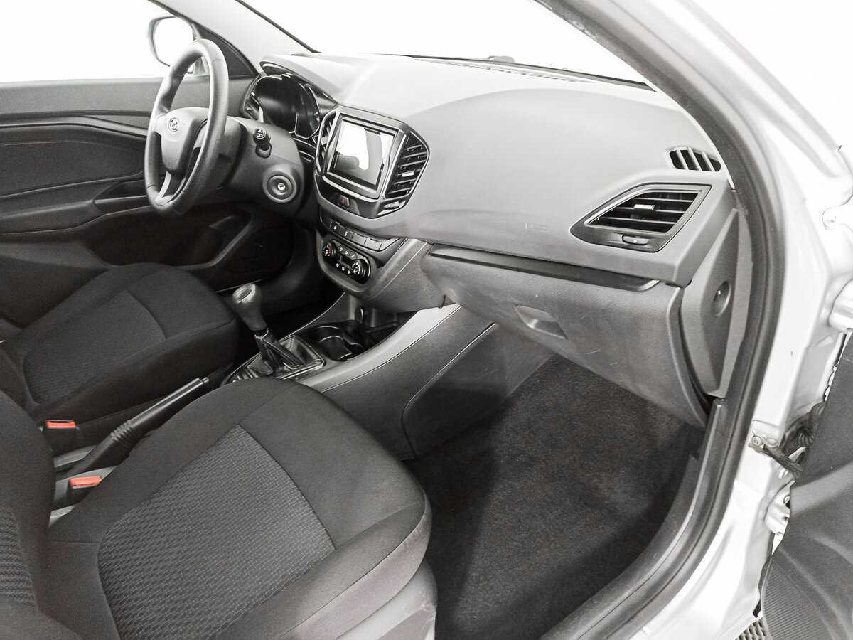 Лада (ВАЗ) Веста б/у, 2017, Механическая. Фото: #8