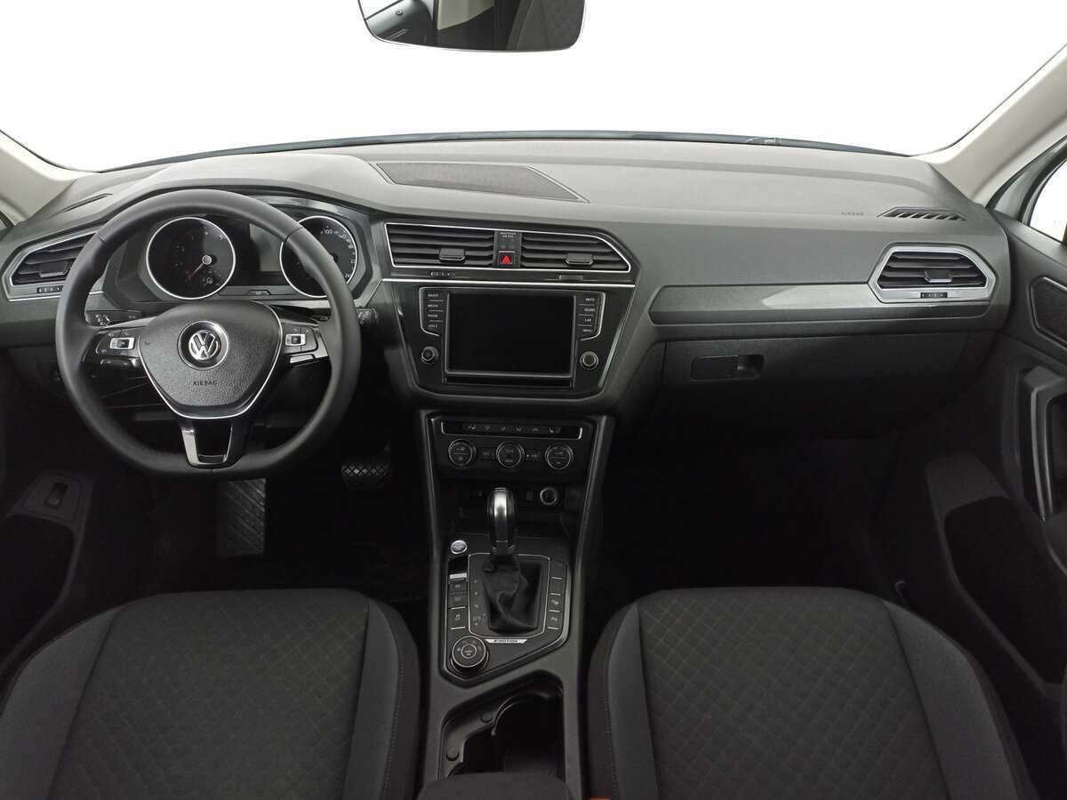 Volkswagen Tiguan б/у, 2017, Роботизированная. Фото: #11