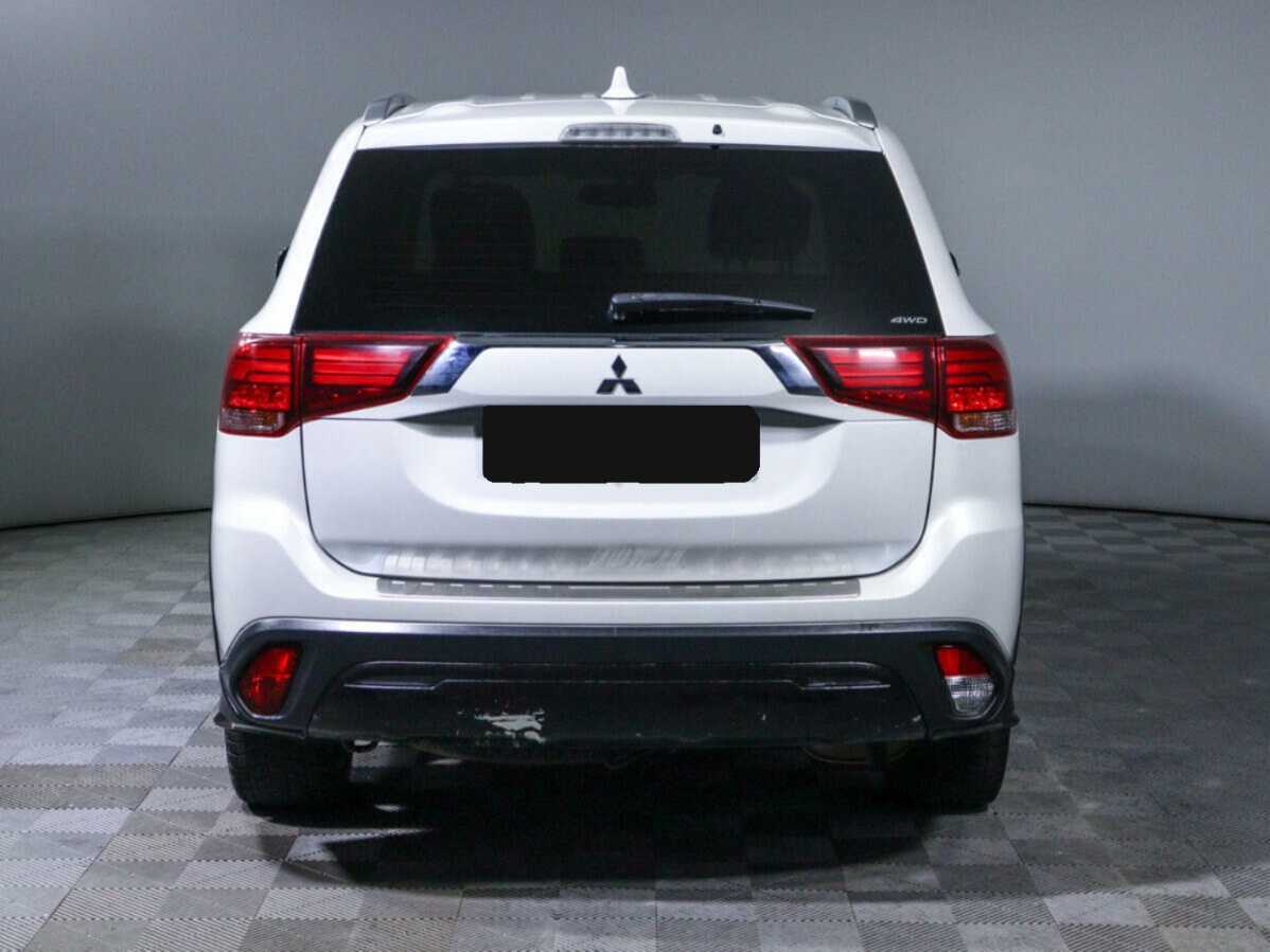 Mitsubishi Outlander б/у, 2019, Вариатор. Фото: #5