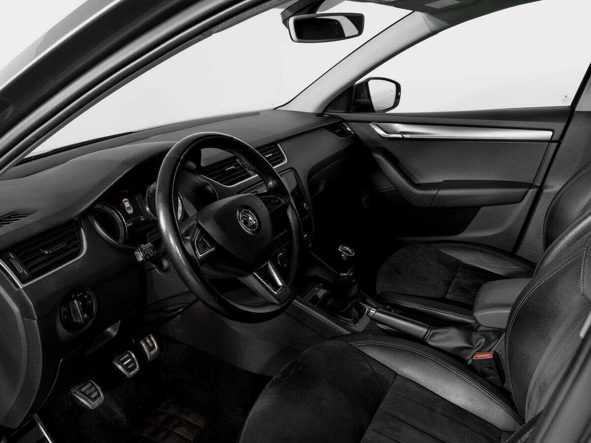 Skoda Octavia б/у, 2018, Механическая. Фото: #15