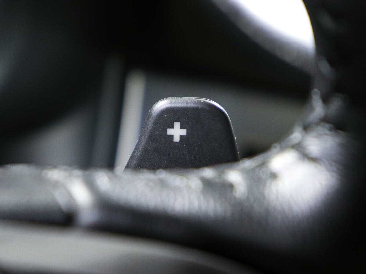 Jaguar XF б/у, 2013, Автоматическая. Фото: #18