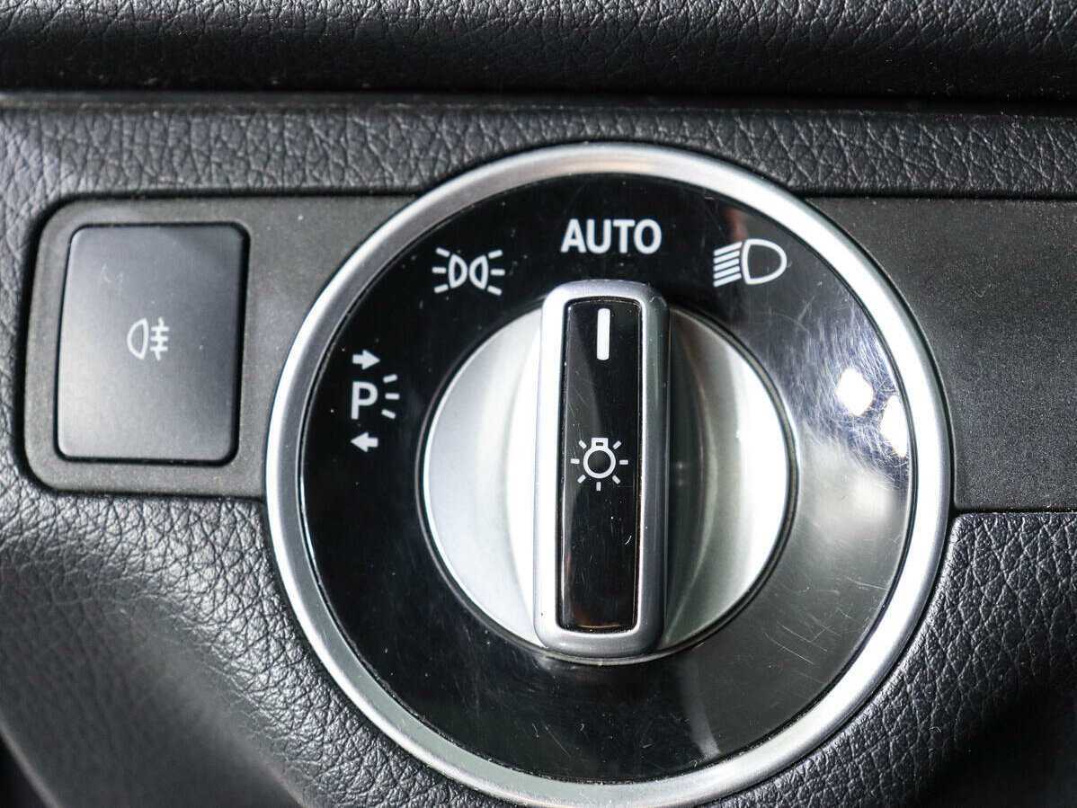 Mercedes-Benz C-Класс б/у, 2012, Автоматическая. Фото: #11