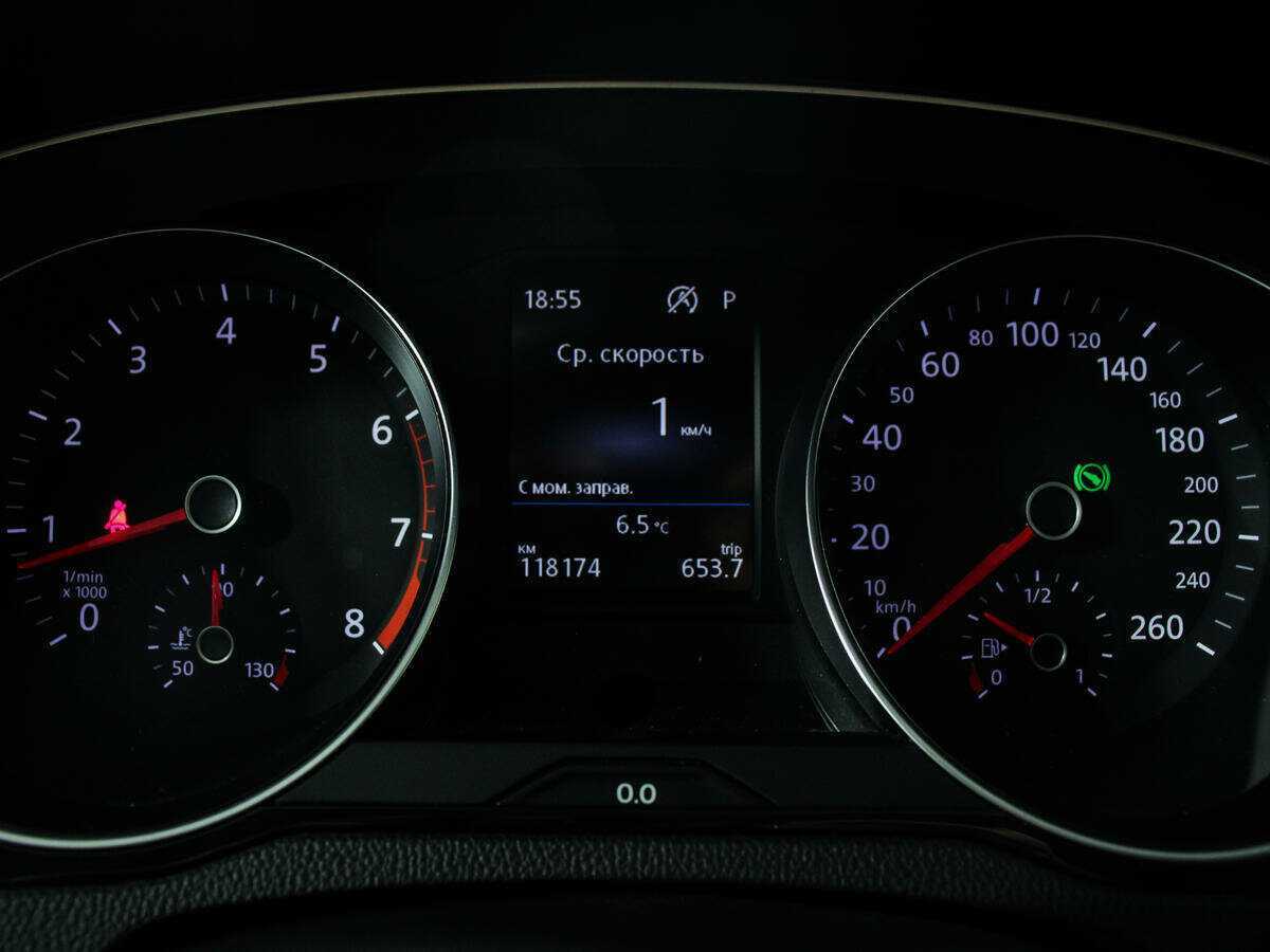 Volkswagen Passat б/у, 2018, Роботизированная. Фото: #10