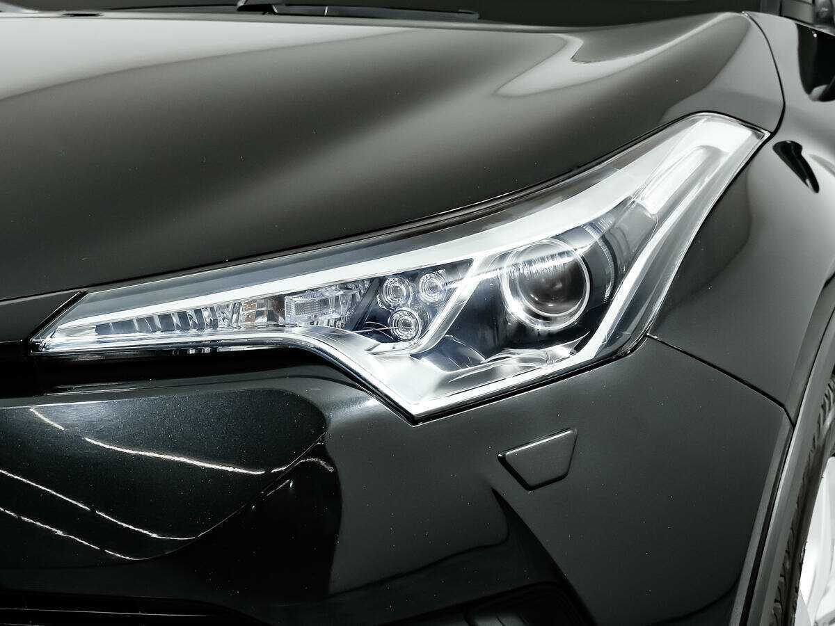 Toyota C-HR б/у, 2018, Вариатор. Фото: #13