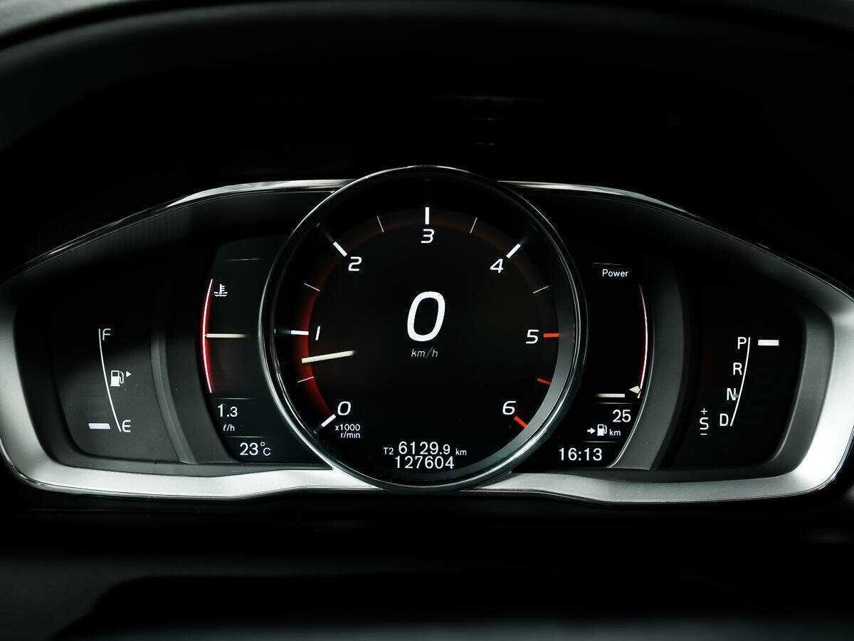 Volvo XC60 б/у, 2016, Автоматическая. Фото: #7