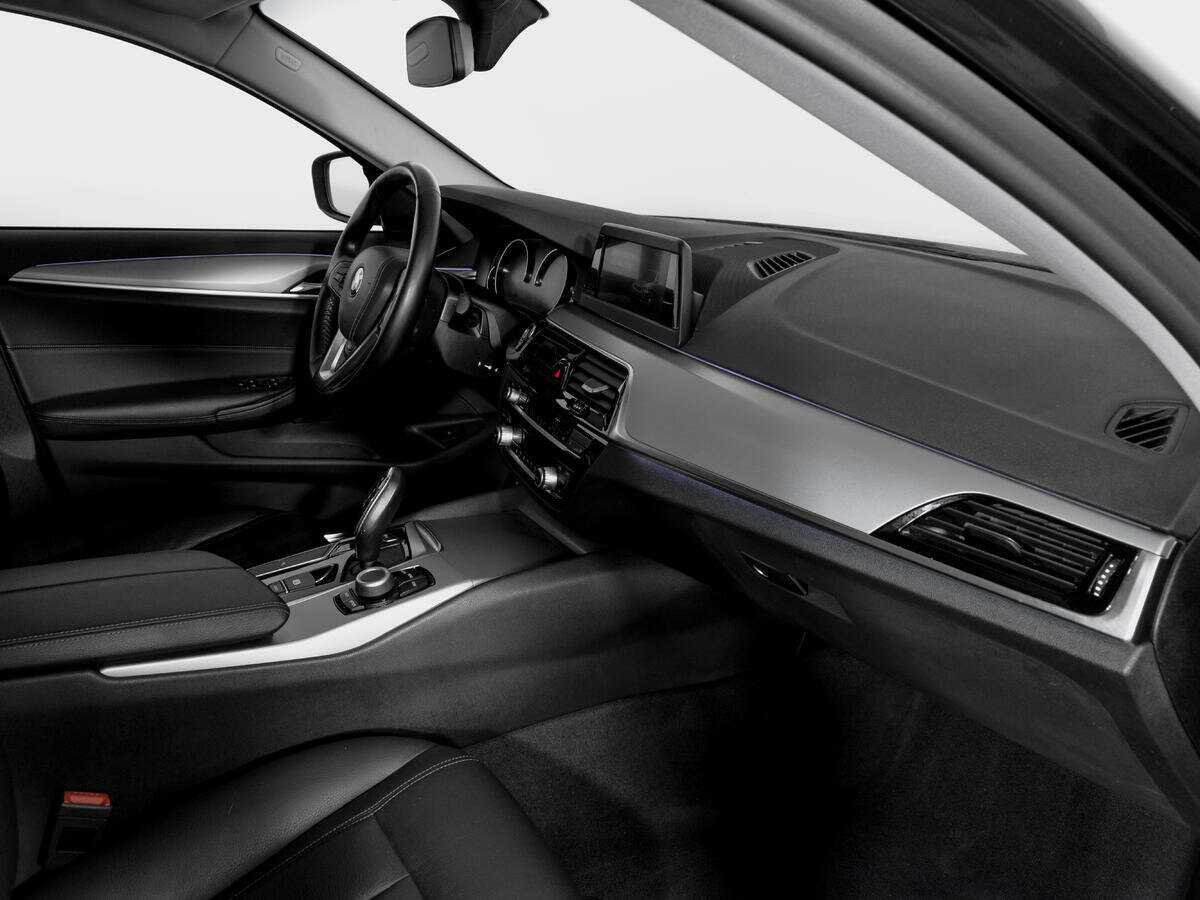 BMW 5 серии б/у, 2018, Автоматическая. Фото: #8