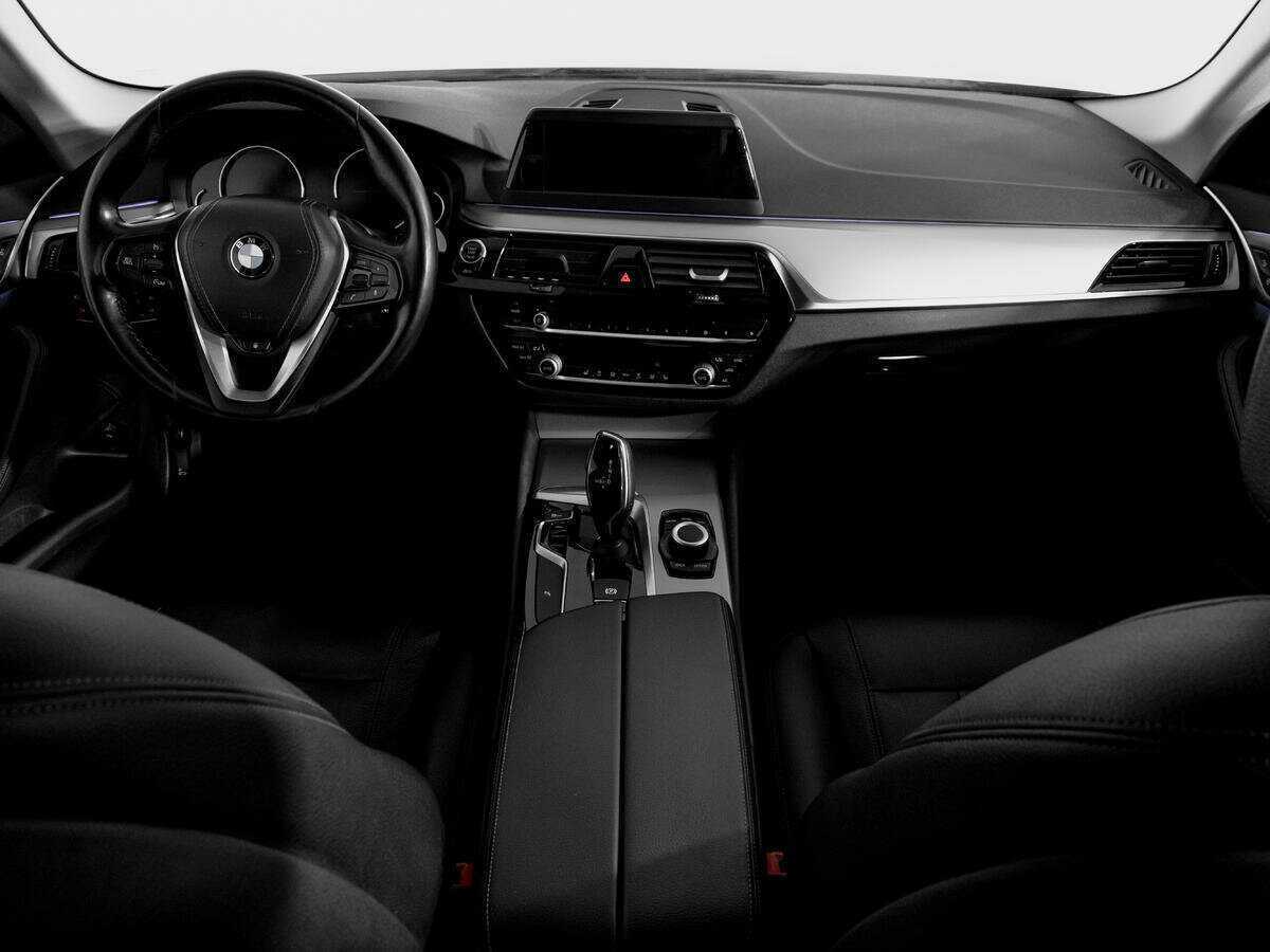 BMW 5 серии б/у, 2018, Автоматическая. Фото: #11