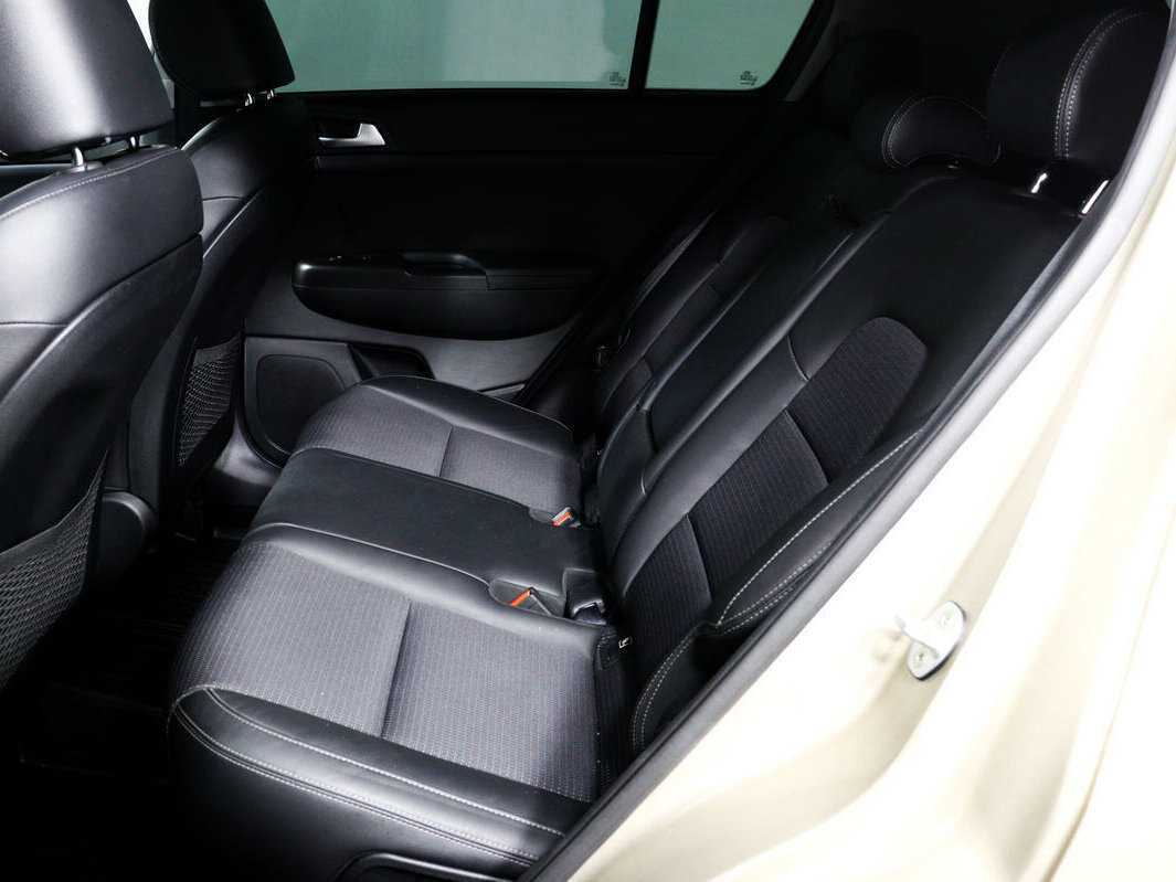 Kia Sportage б/у, 2017, Автоматическая. Фото: #11