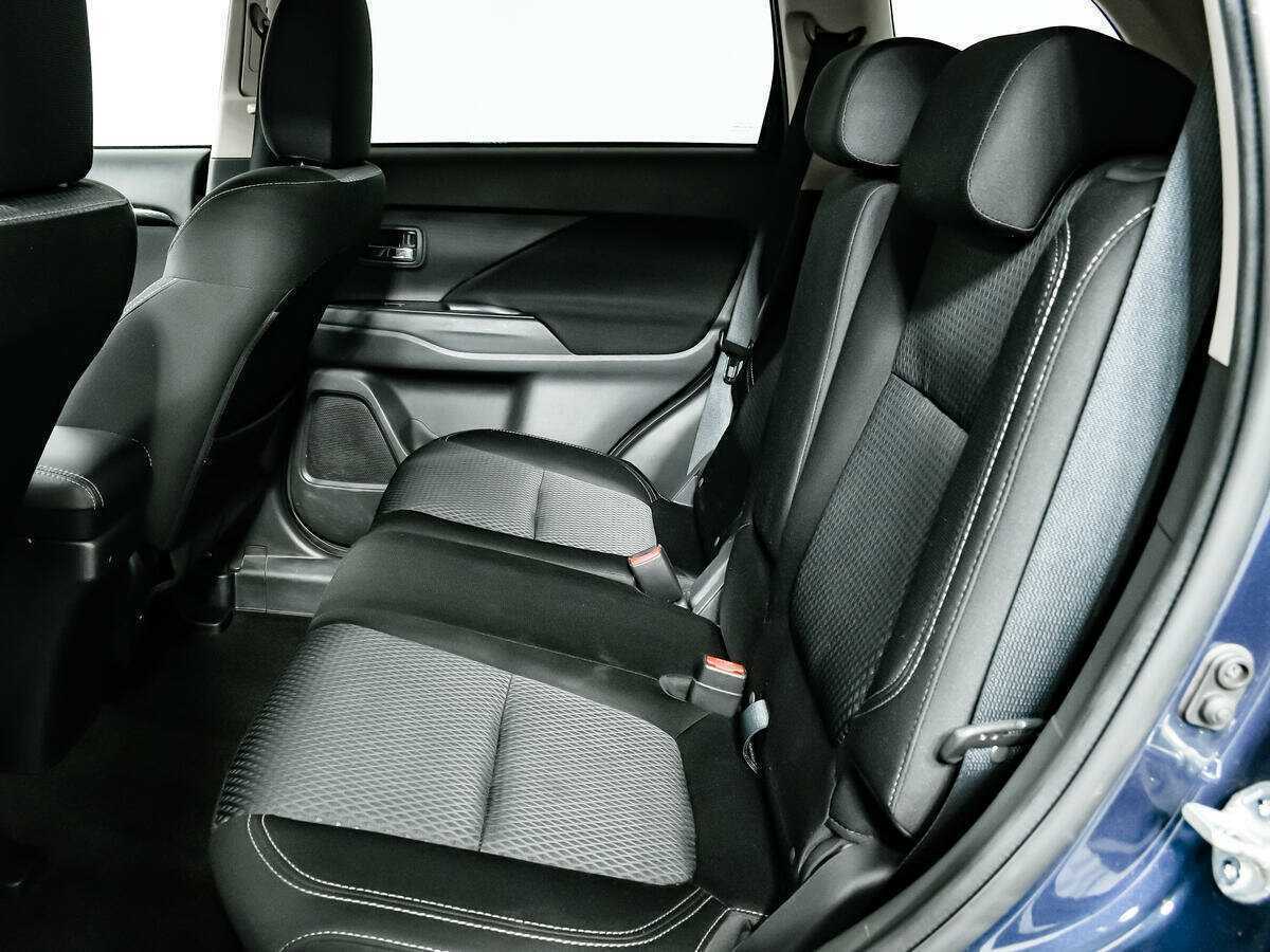 Mitsubishi Outlander б/у, 2018, Вариатор. Фото: #9