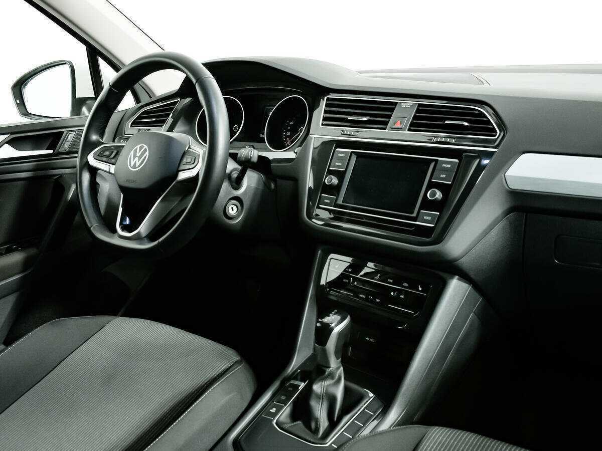 Volkswagen Tiguan б/у, 2021, Роботизированная. Фото: #8