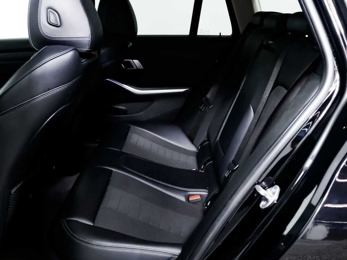 BMW 3 серии б/у, 2019, Автоматическая. Фото: #11