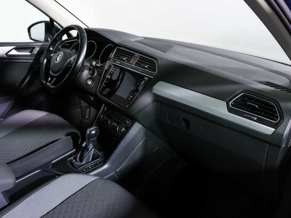 Volkswagen Tiguan б/у, 2017, Роботизированная. Фото: #6