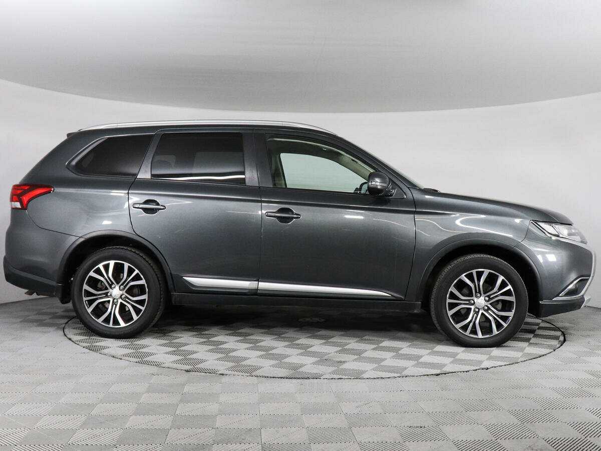 Mitsubishi Outlander б/у, 2018, Вариатор. Фото: #3