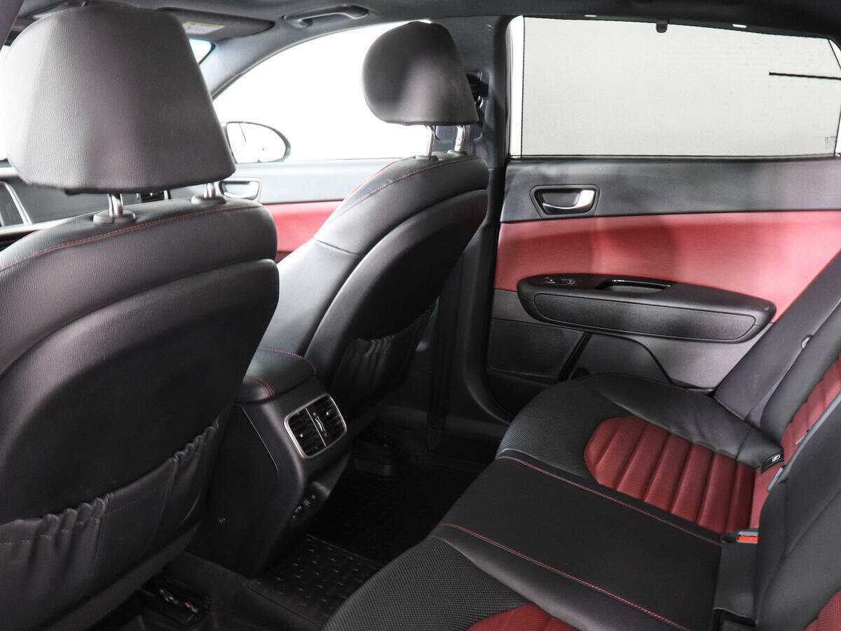 Kia Optima б/у, 2018, Автоматическая. Фото: #11
