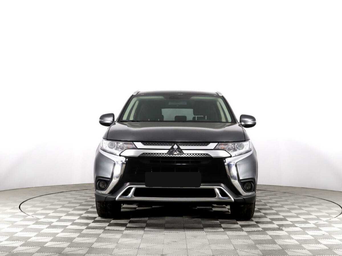 Mitsubishi Outlander б/у, 2019, Вариатор. Фото: #1