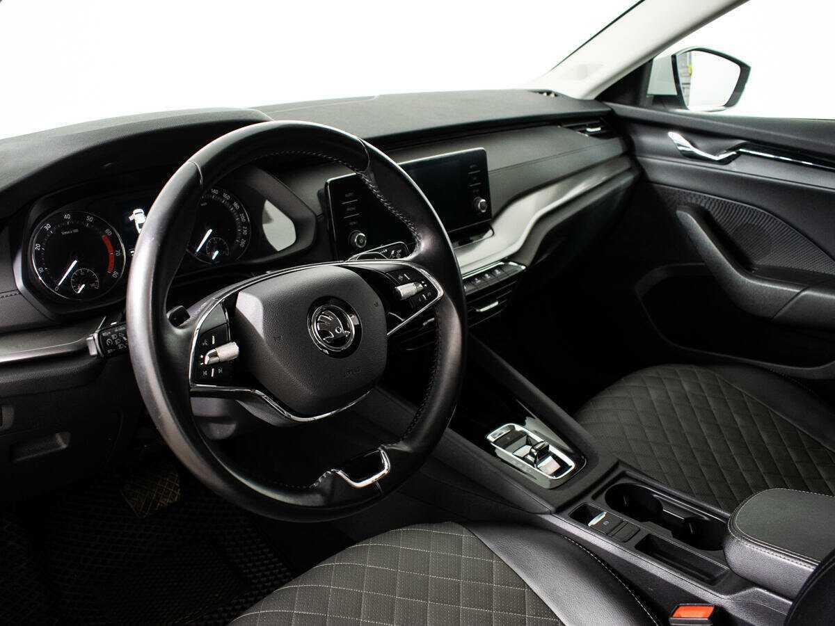 Skoda Octavia б/у, 2021, Роботизированная. Фото: #12