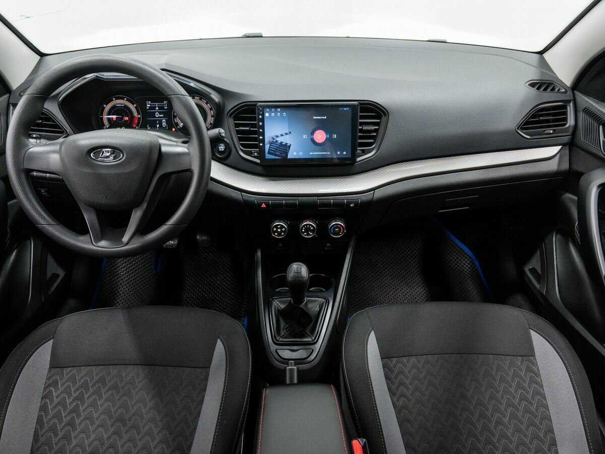 Lada (ВАЗ) Vesta б/у, 2024, Механическая. Фото: #11