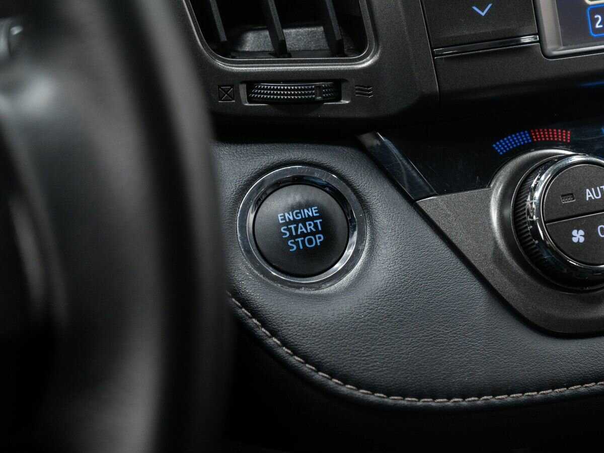 Toyota RAV4 б/у, 2013, Автоматическая. Фото: #21