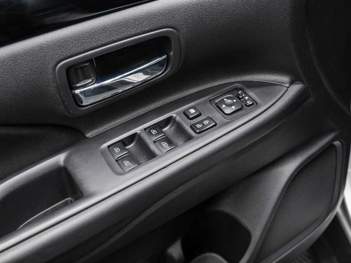 Mitsubishi Outlander б/у, 2019, Вариатор. Фото: #15