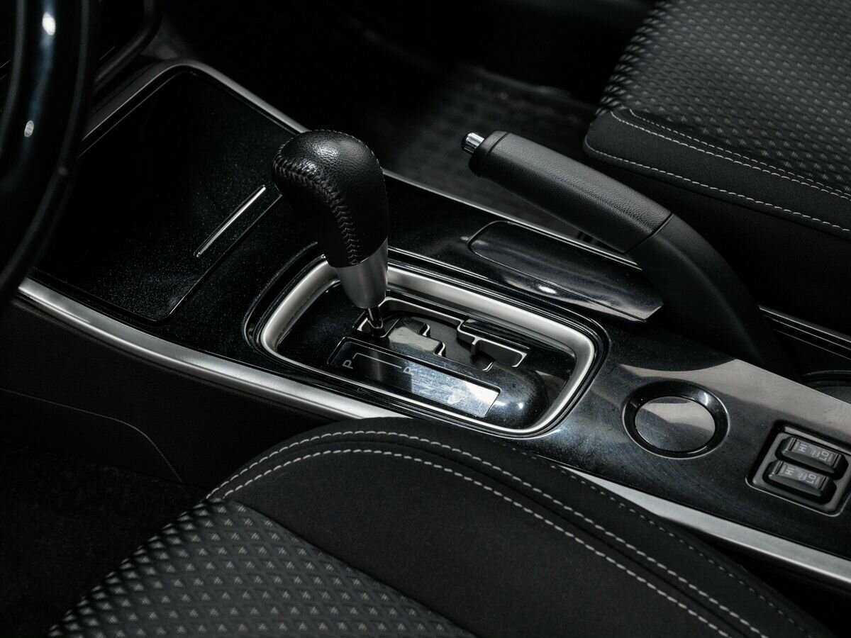 Mitsubishi Outlander б/у, 2019, Вариатор. Фото: #16