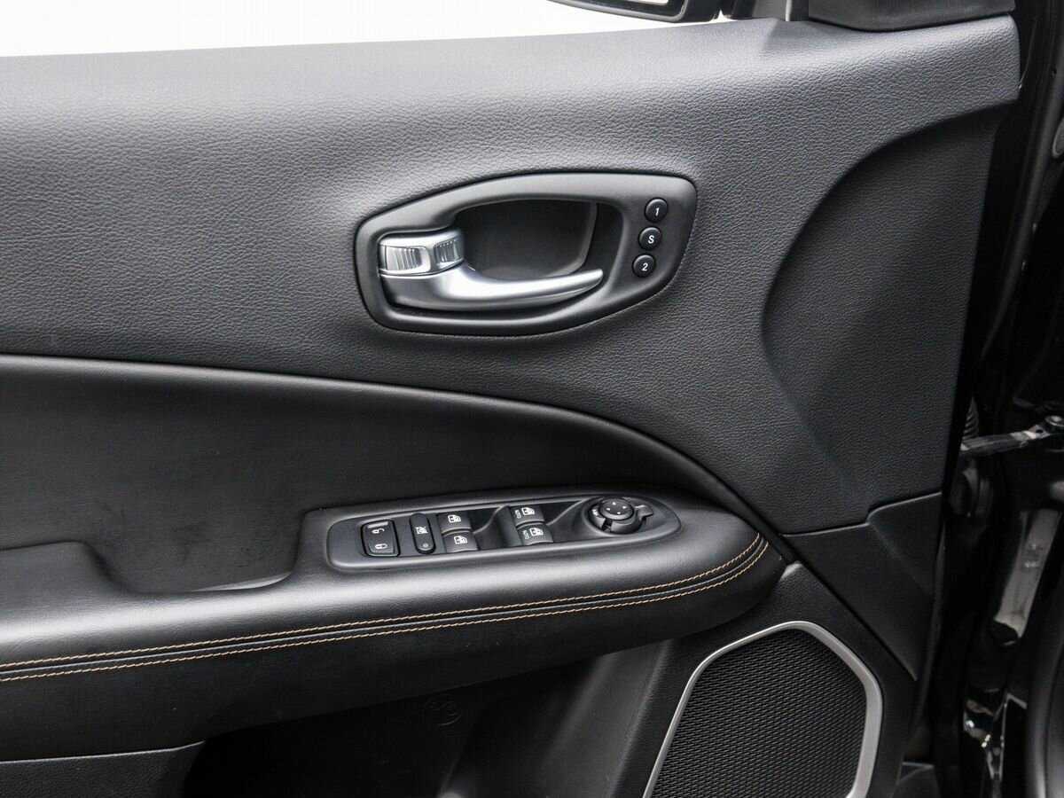 Jeep Compass б/у, 2021, Автоматическая. Фото: #12