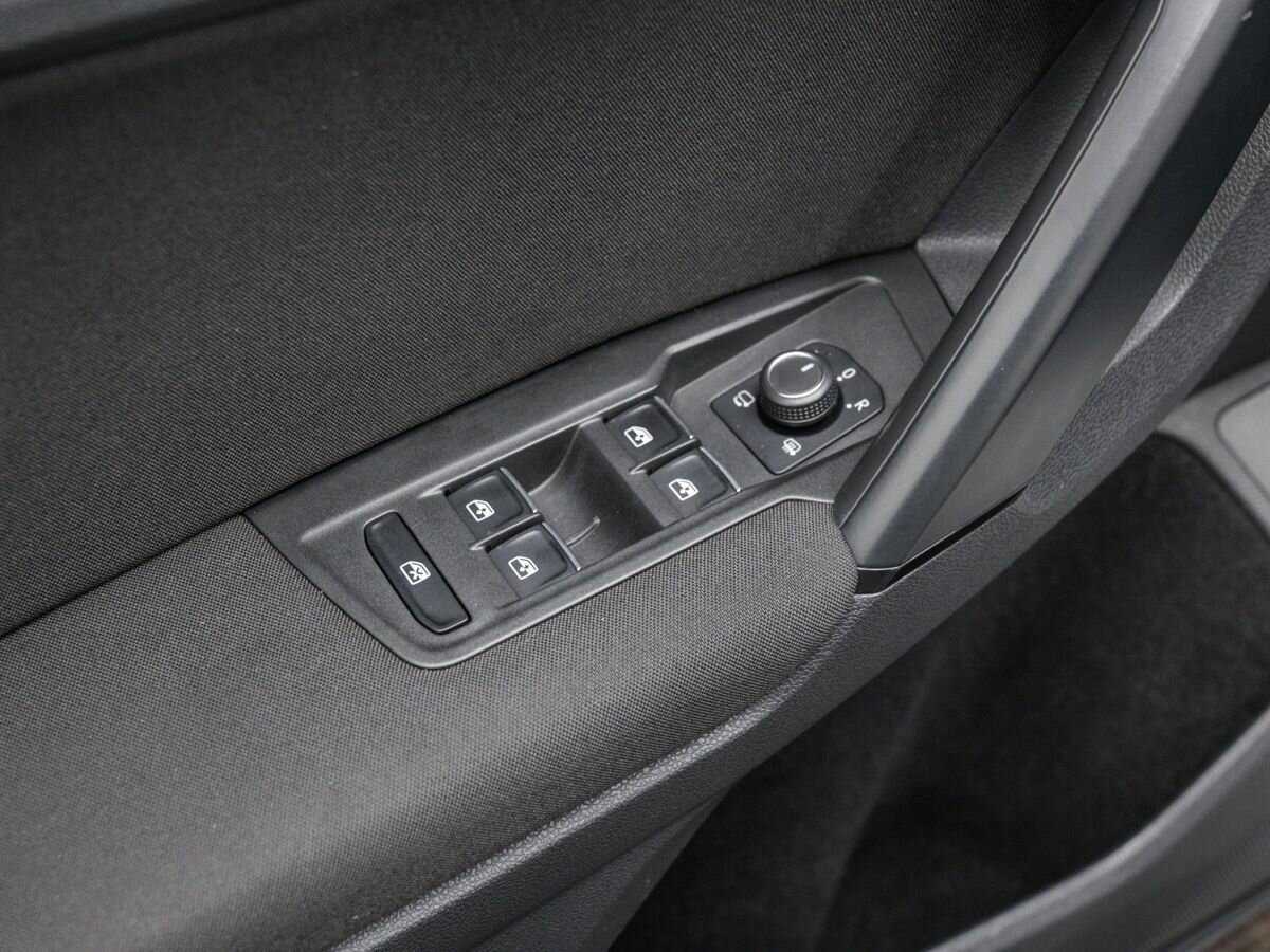 Volkswagen Tiguan б/у, 2017, Роботизированная. Фото: #16