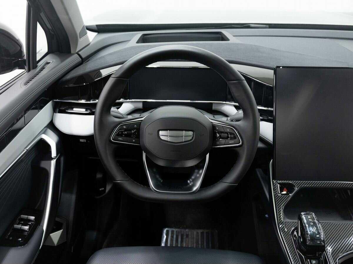 Geely Atlas б/у, 2023, Роботизированная. Фото: #16