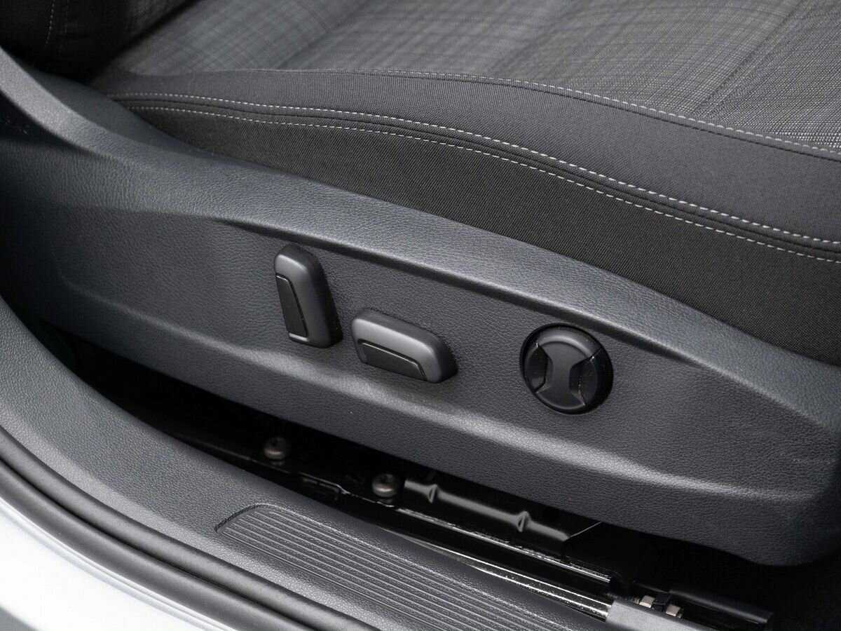 Volkswagen Passat б/у, 2020, Роботизированная. Фото: #14