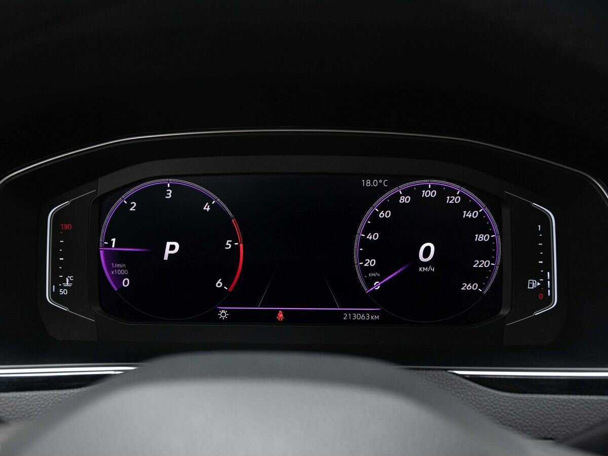 Volkswagen Passat б/у, 2020, Роботизированная. Фото: #17