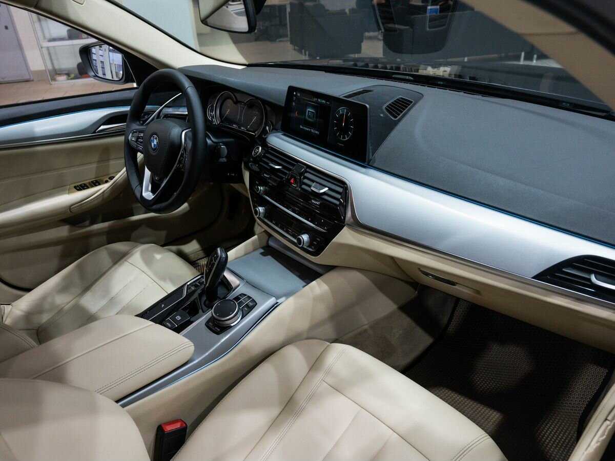 BMW 5 серии б/у, 2017, Автоматическая. Фото: #6
