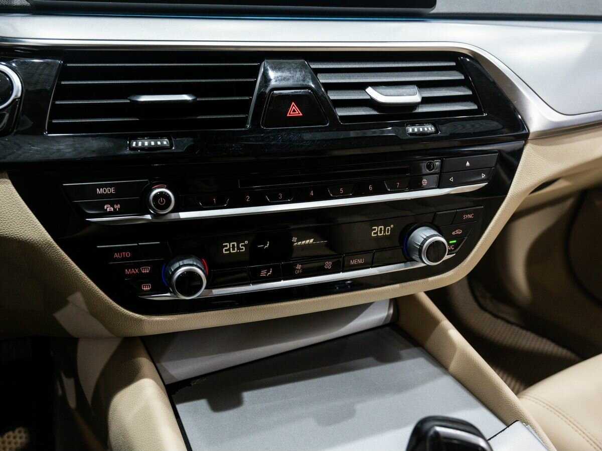 BMW 5 серии б/у, 2017, Автоматическая. Фото: #16