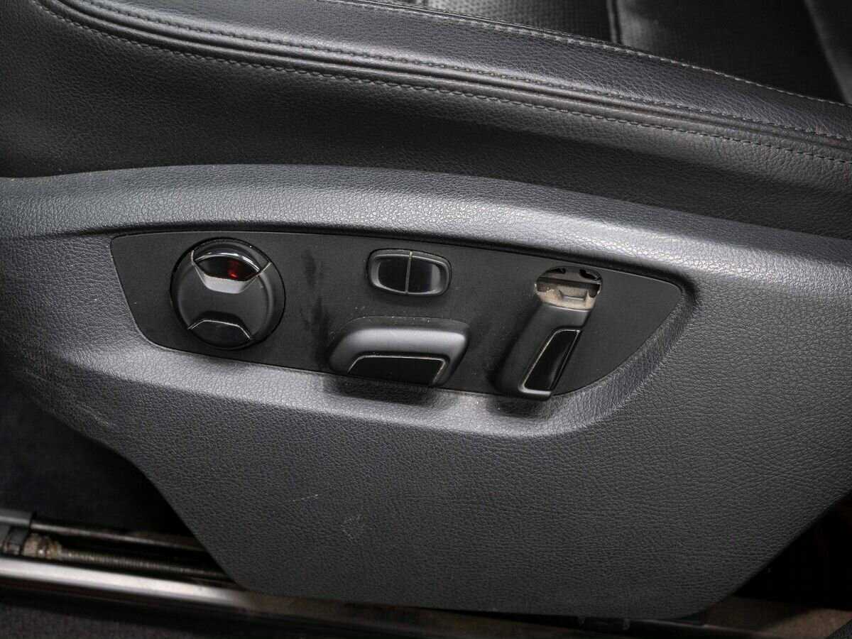 Volkswagen Touareg б/у, 2017, Автоматическая. Фото: #12