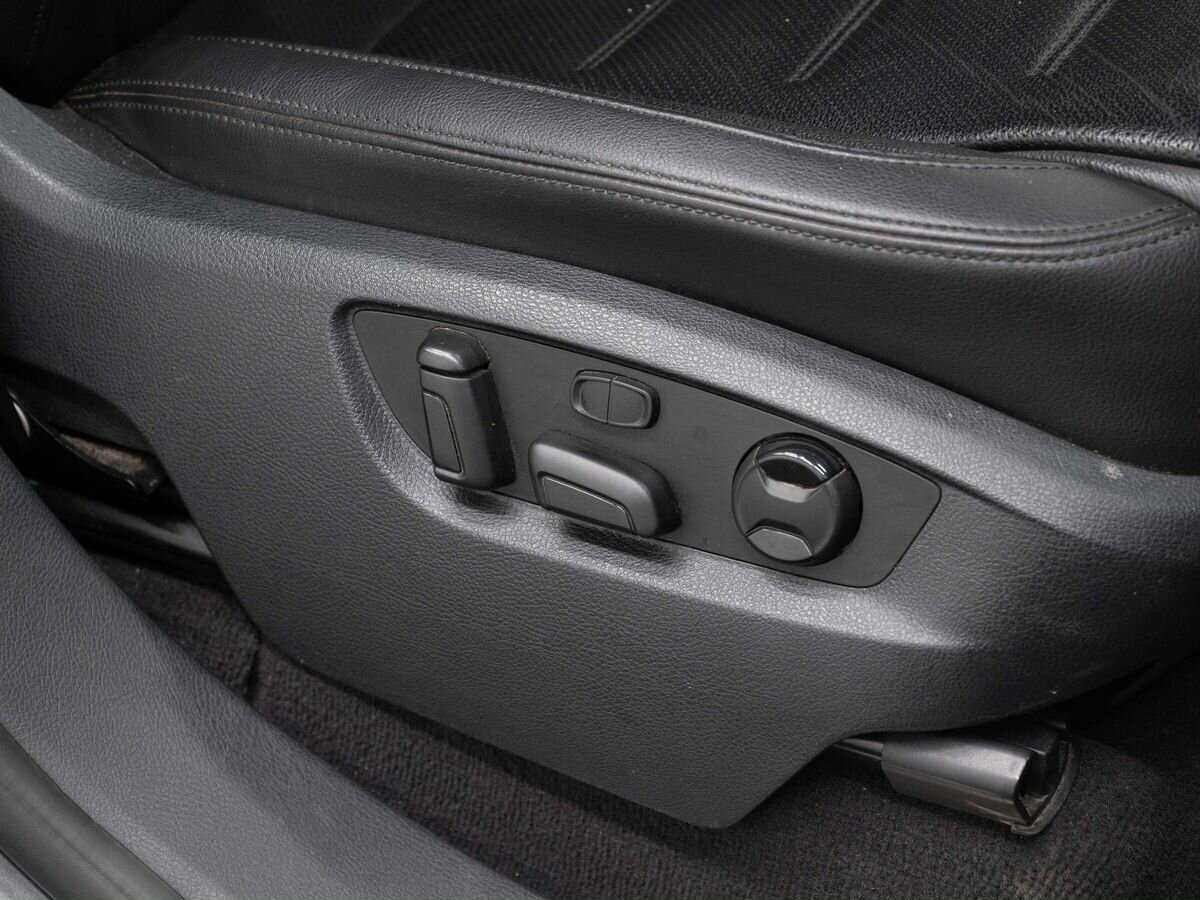 Volkswagen Touareg б/у, 2017, Автоматическая. Фото: #23