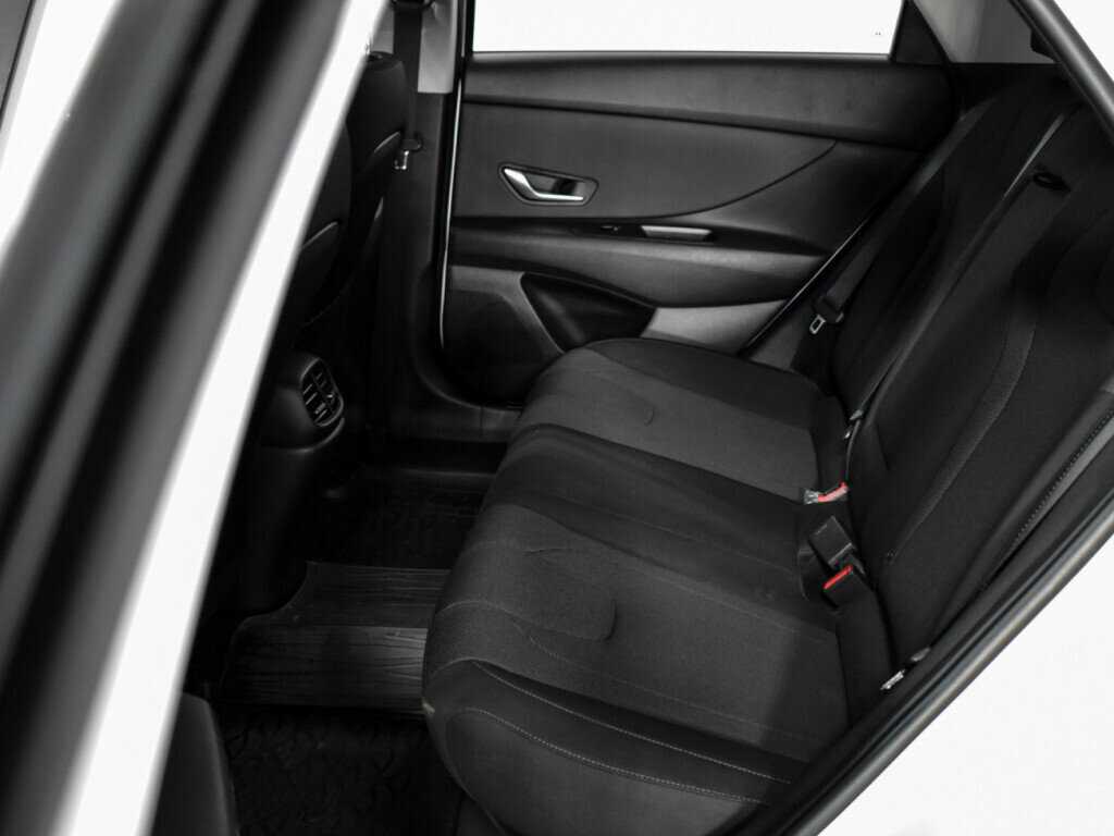 Hyundai Elantra б/у, 2021, Автоматическая. Фото: #7