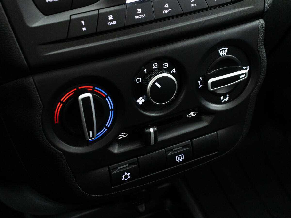 Lada (ВАЗ) Granta б/у, 2023, Механическая. Фото: #16