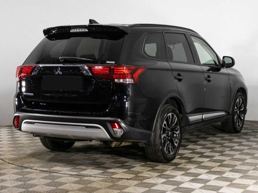 Mitsubishi Outlander б/у, 2021, Вариатор. Фото: #4