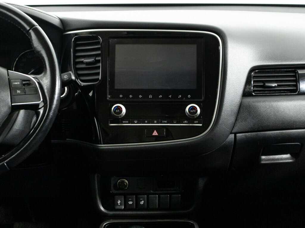 Mitsubishi Outlander б/у, 2021, Вариатор. Фото: #13