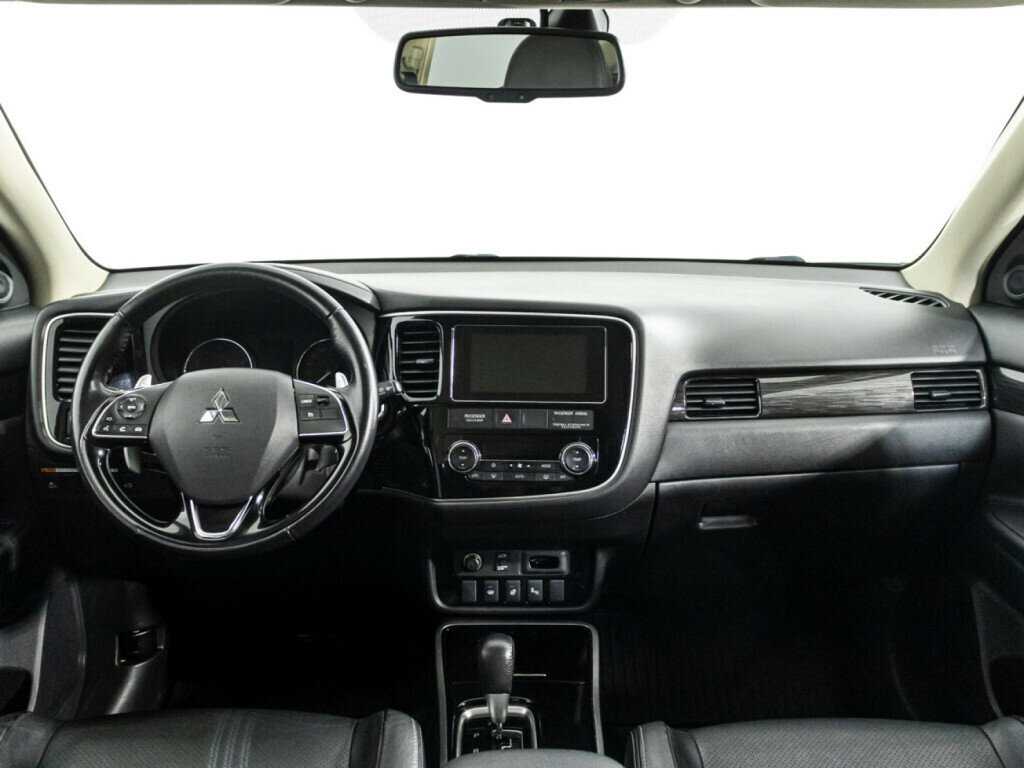 Mitsubishi Outlander б/у, 2018, Вариатор. Фото: #12