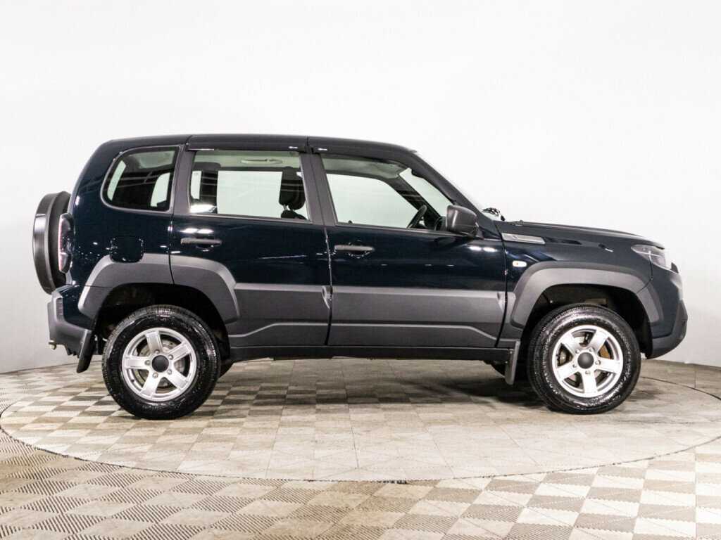 Lada (ВАЗ) Niva б/у, 2024, Механическая. Фото: #3