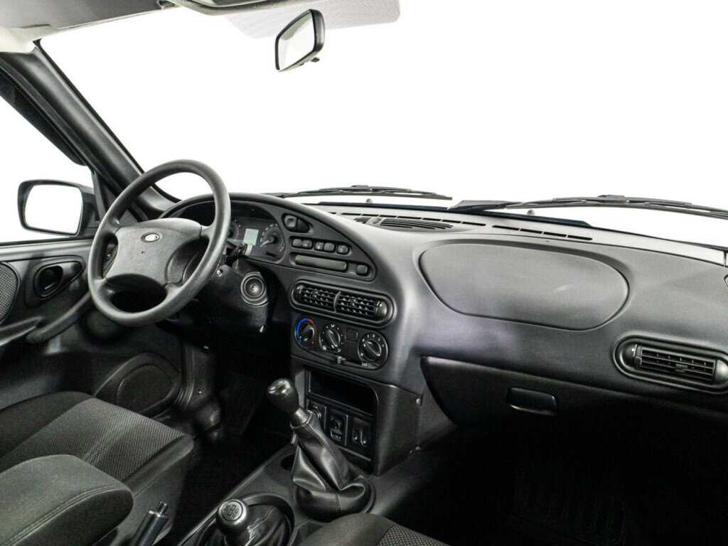 Lada (ВАЗ) Niva б/у, 2024, Механическая. Фото: #8