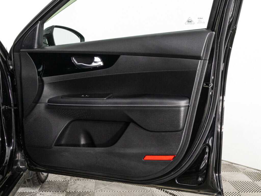 Kia Cerato б/у, 2022, Автоматическая. Фото: #27